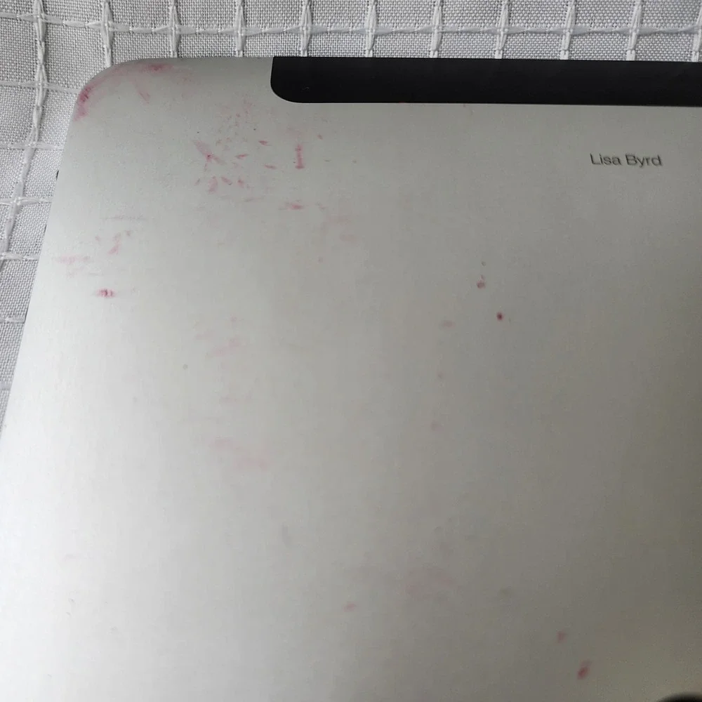 Apple iPad 1st Gen 32gb Silver A1337 WiFi 3g powers on Locked see Description‎